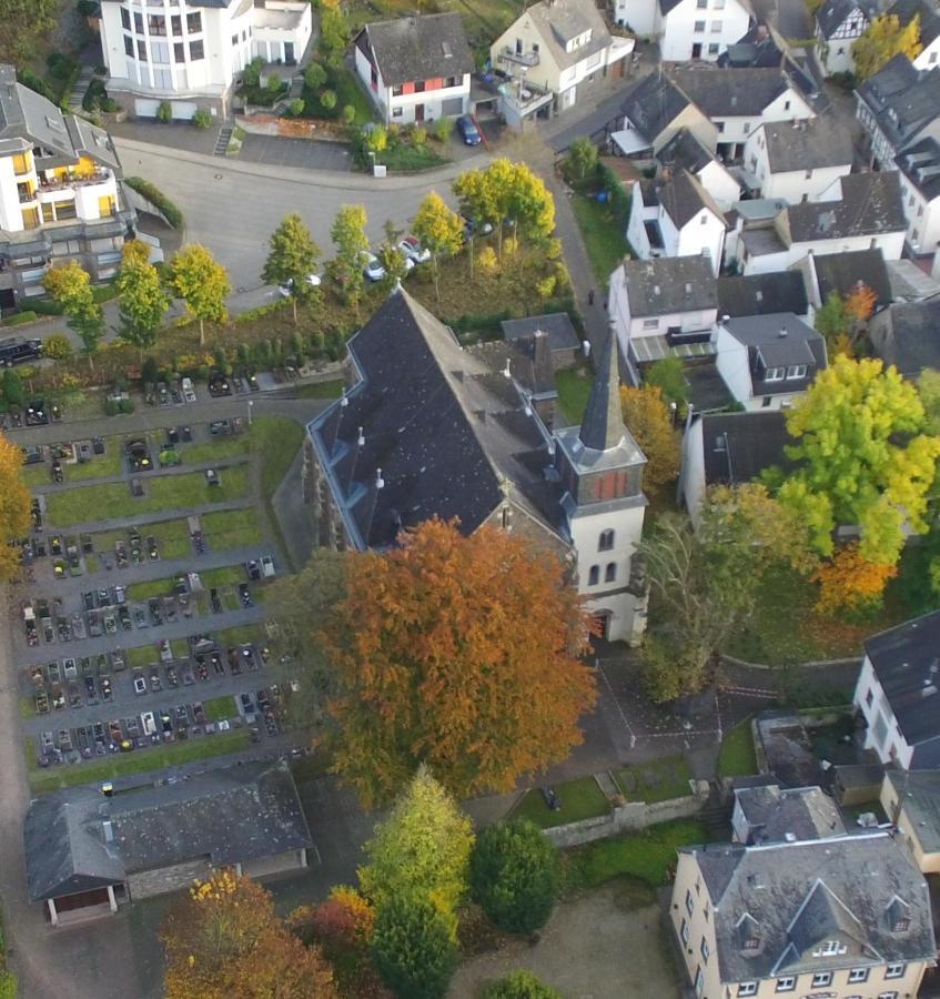 Ferienwohnung Edi Fischer Oberfell Exteriör bild